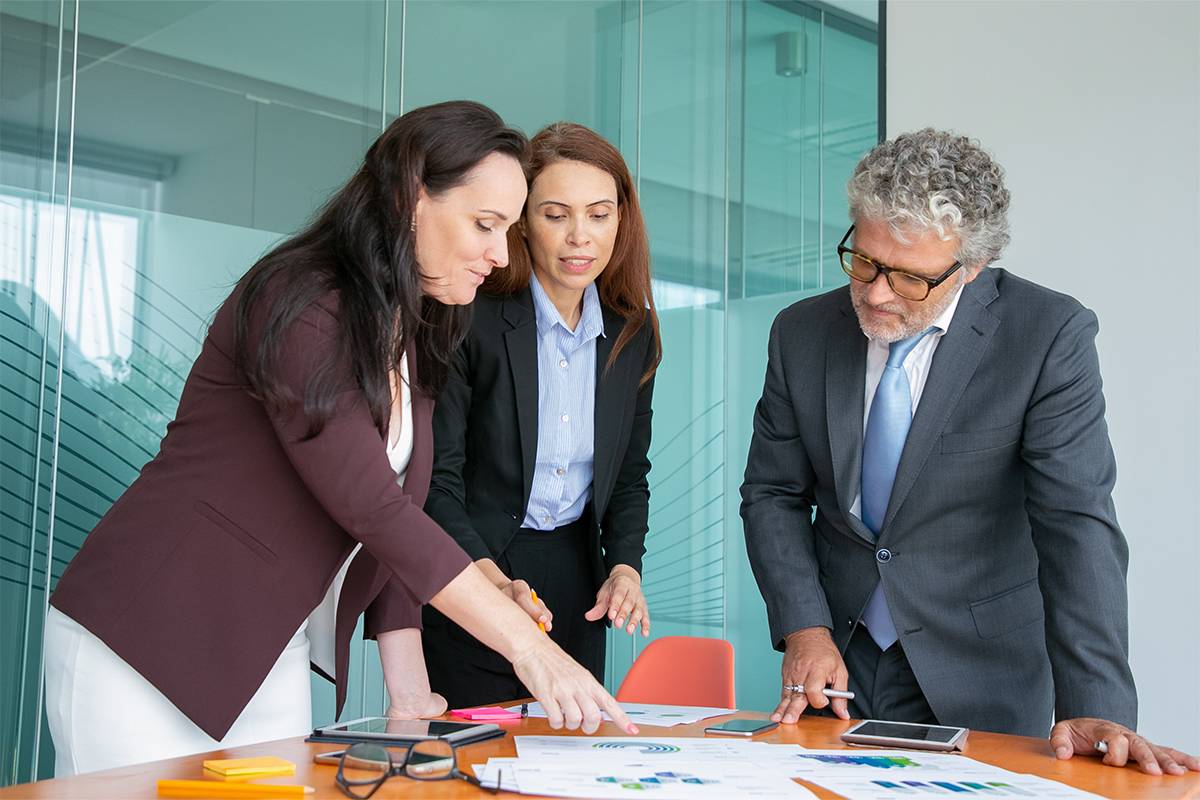 CFO Services: Key to Overcoming Financial Obstacles for New Businesses